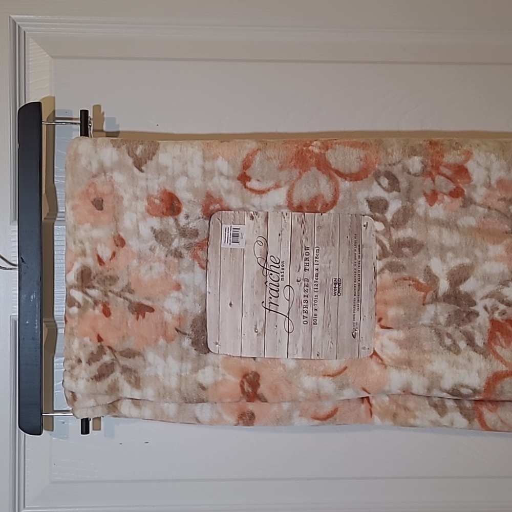 Oversized Throw